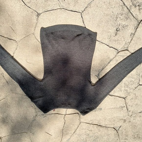 Sweet Romeo Gray Sweater Size S - Picture 3 of 4
